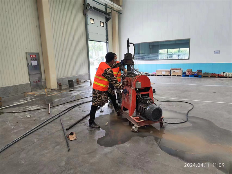 澜沧厂房地面下沉塌陷注浆加固施工